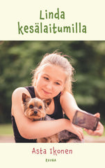 Linda kesälaitumilla